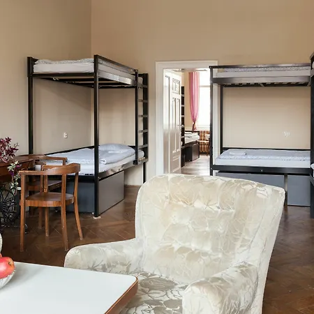 Fleda Auberge de jeunesse *